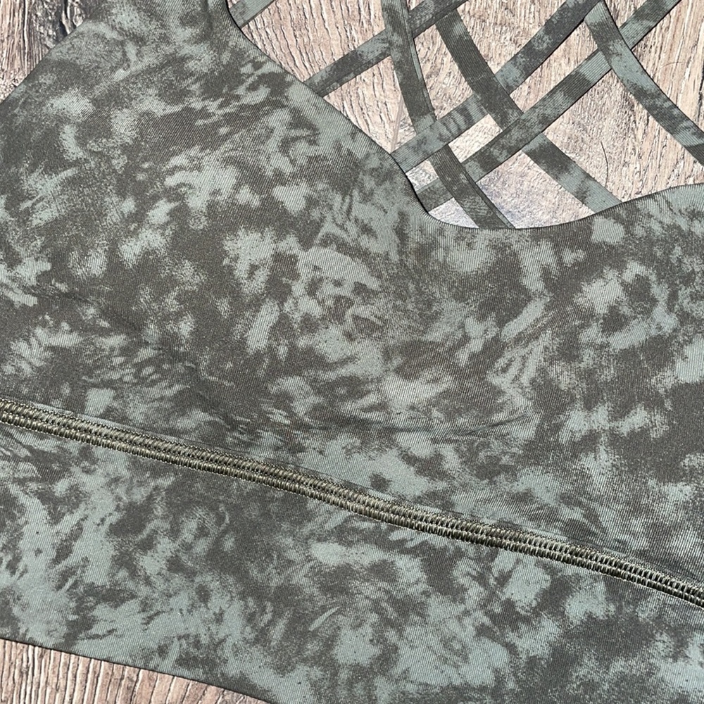 SOLD Lululemon Wild Thing Strappy Bra 4 Green Patterned - Picture 4 of 5